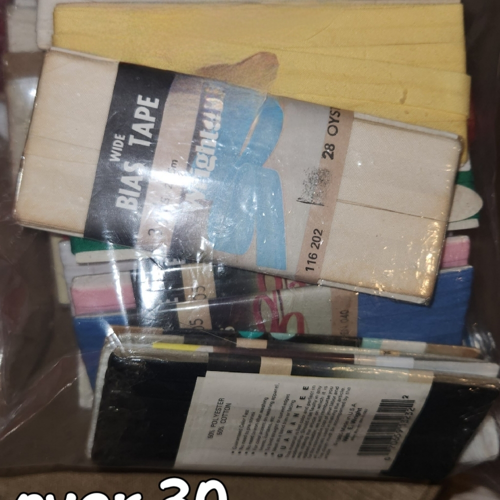 Assorted sewing items - Picture 5 of 6